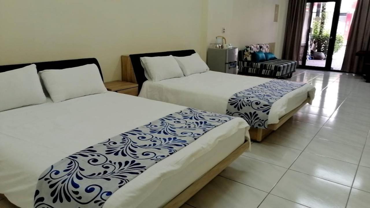Sanyi Homestay Ngoại thất bức ảnh
